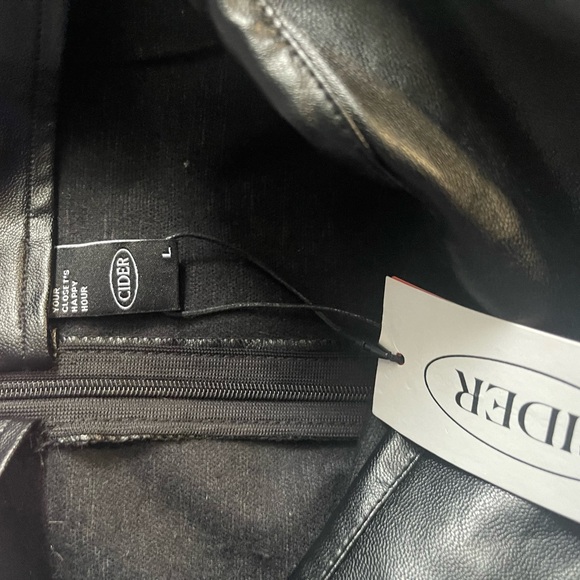 Cider faux black leather wrap style skirt L nwt - Picture 6 of 6